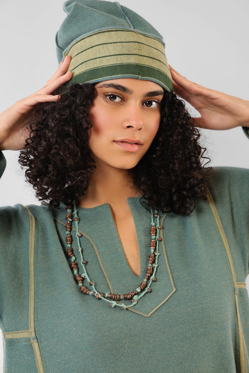 Reversible hat in cotton blend jacquard