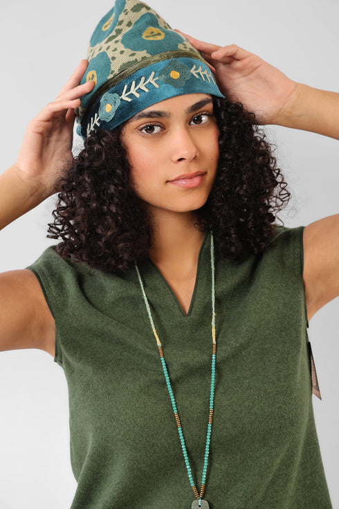 Hat in printed cashmere cotton blend with elastic back