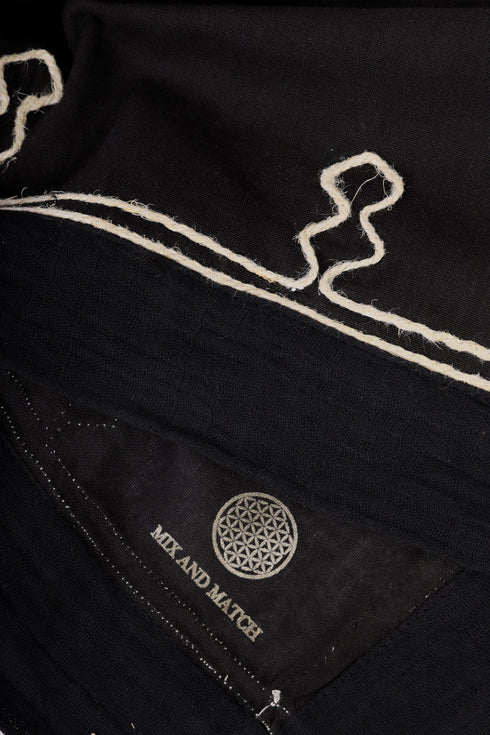 Embroidered scarf in cotton gauze