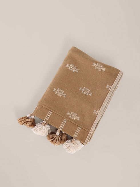 Scarf in patterned jacquard with tassels