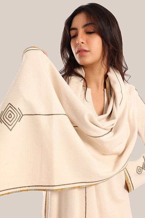 Yarn embroidered cotton shawl