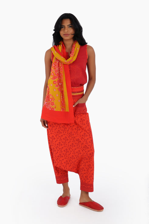 Scarf in printed cotton voile with multi color trims