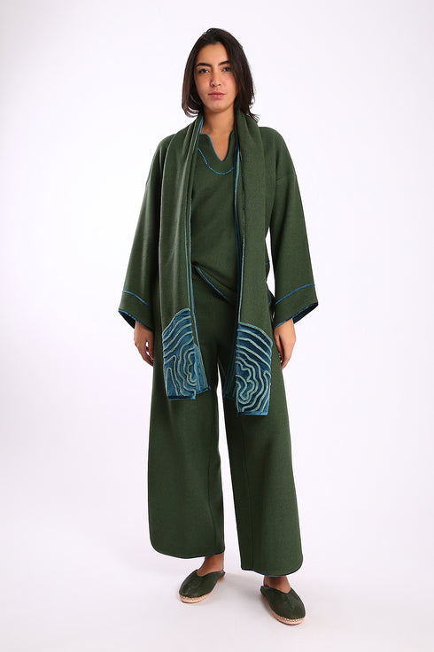 Embroidered shawl in cotton and viscose cashmere