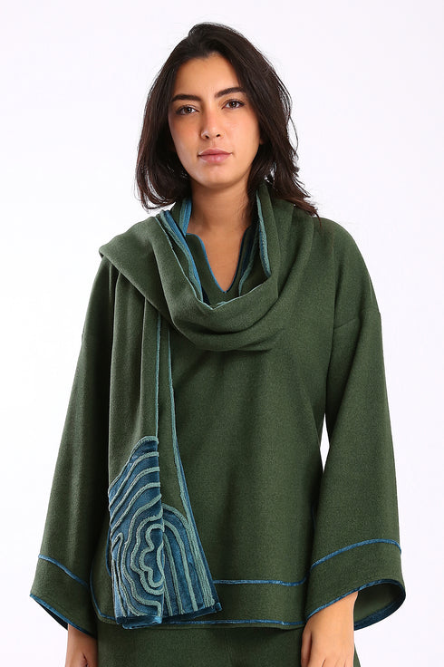 Embroidered shawl in cotton and viscose cashmere