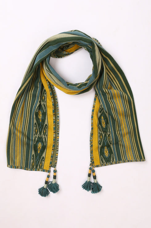 Shawl in striped jacquard cotton with tassels