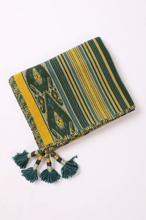 Shawl in striped jacquard cotton with tassels