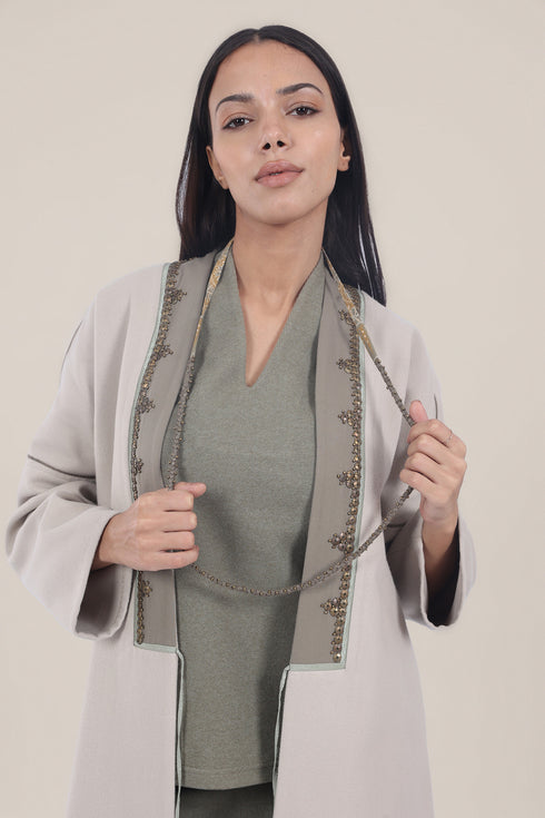 Long embroidered cotton-wool necklace