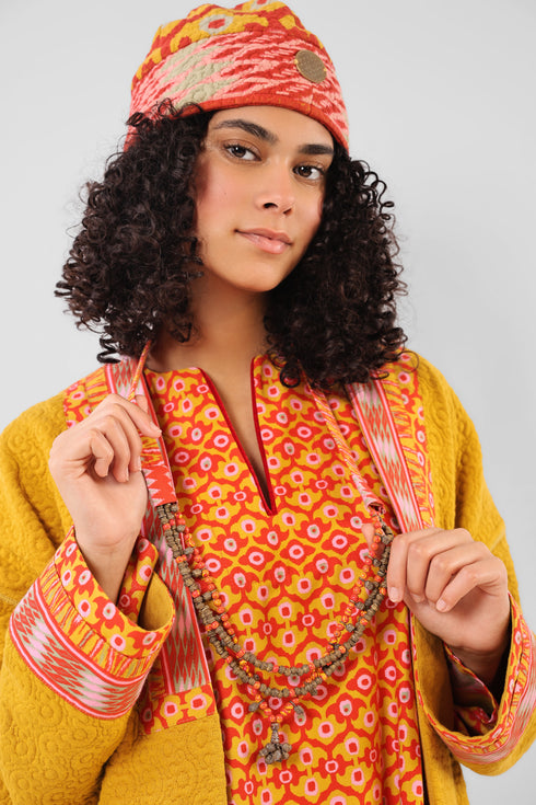 Necklace with 3 layers of multicolor beads