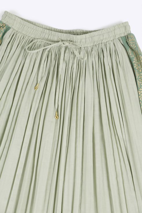 Wide skirt in Egyptian cotton voile with pockets
