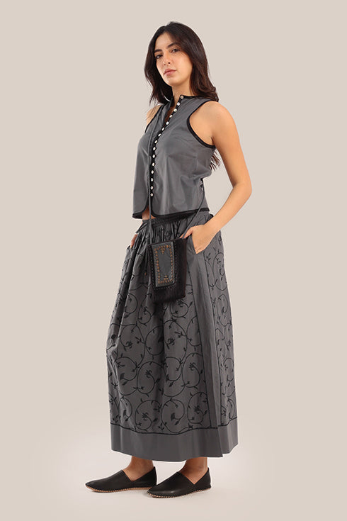 Embroidered wool blend cotton cross-bag