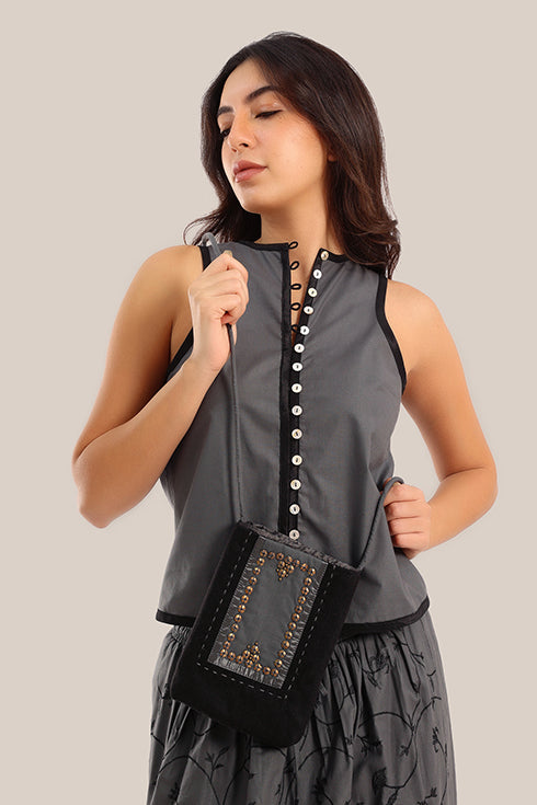 Embroidered wool blend cotton cross-bag