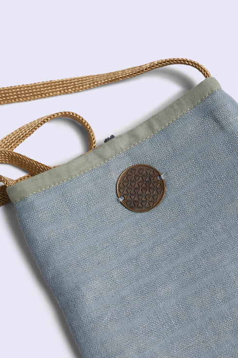 Linen embellished crossbody bag with knit gold strap