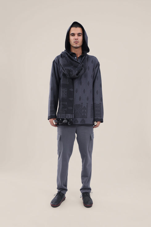 Hooded sweater with part front buttons