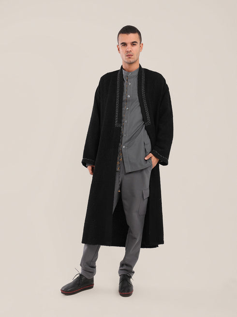 Cotton button-down shirt with long sleeves