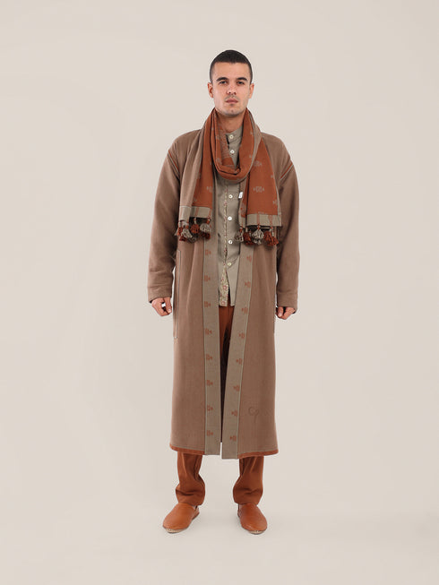 Cotton button-down shirt with long sleeves