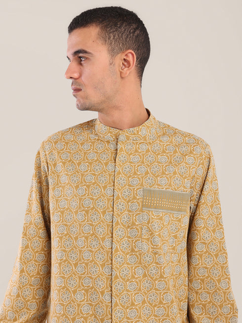 Printed cotton shirt with a stand-up collar
