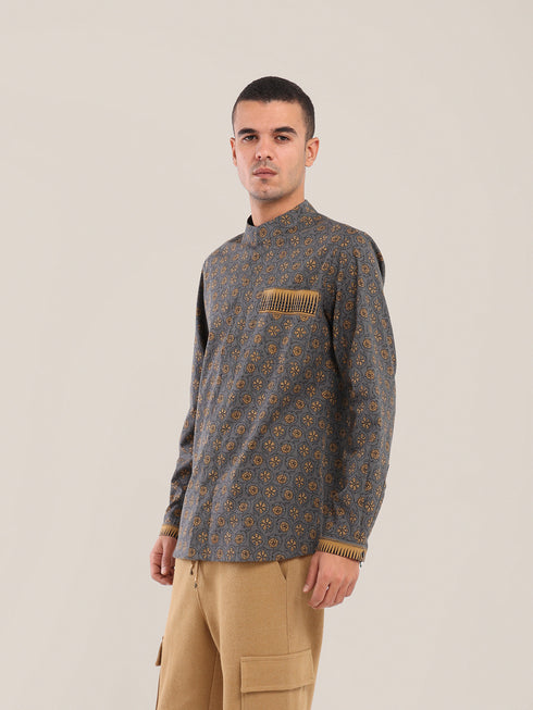 Printed cotton shirt with a stand-up collar