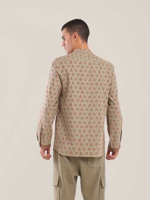 Printed cotton shirt with a stand-up collar