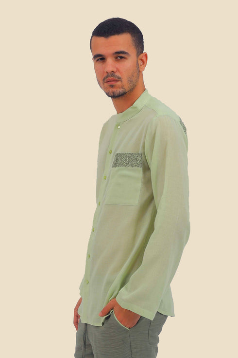 Embroidered shirt in cotton gauze with pocket