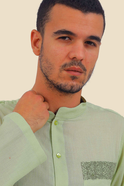 Embroidered shirt in cotton gauze with pocket