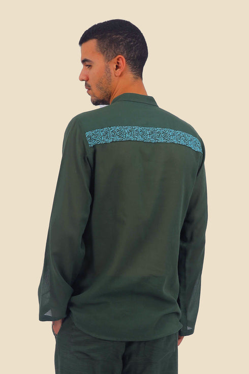 Embroidered shirt in cotton gauze with pocket