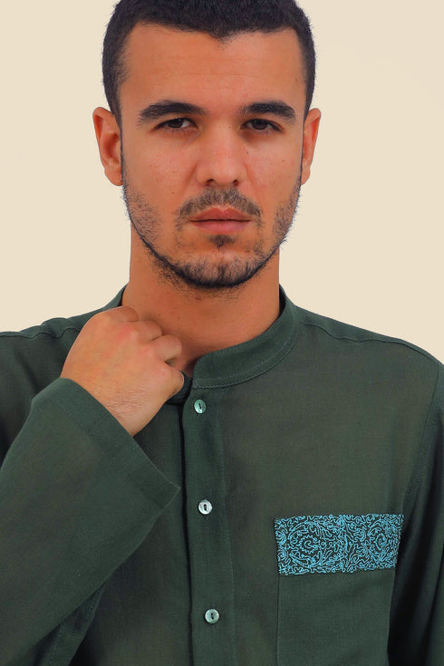 Embroidered shirt in cotton gauze with pocket