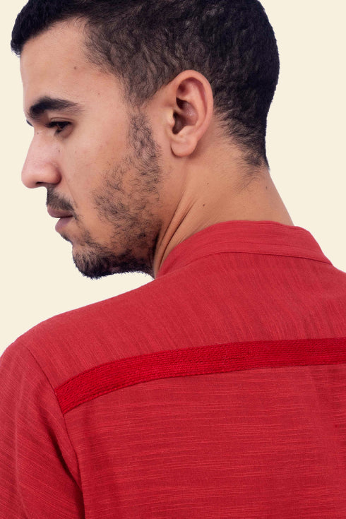 Shirt in cotton slub with high collar with slit