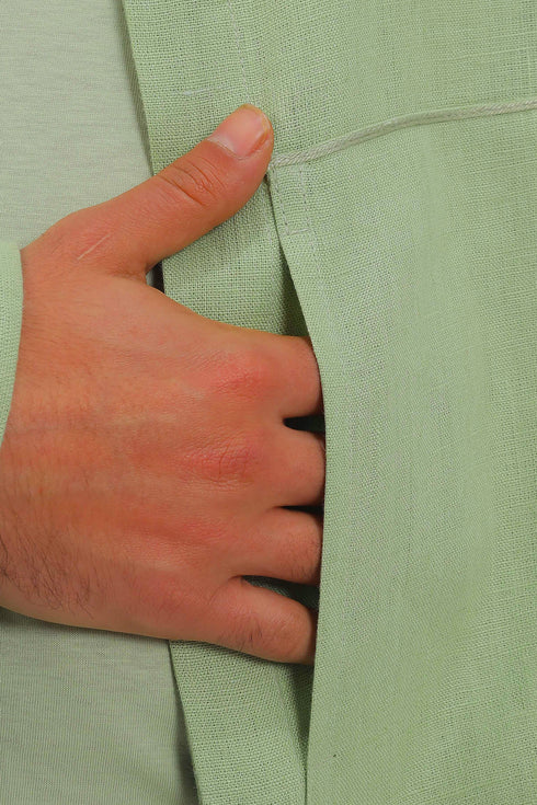 Embroidered shirt in linen with button down