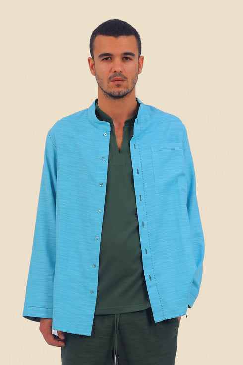 Shirt in cotton with contrast color stitching