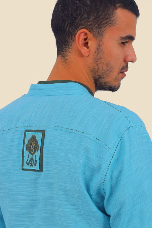 Shirt in cotton with contrast color stitching