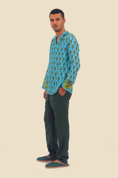 Shirt in printed cotton gauze with hoodie
