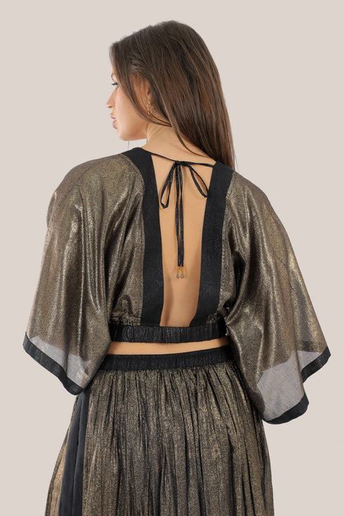 Short voile top with 3/4 length sleeves