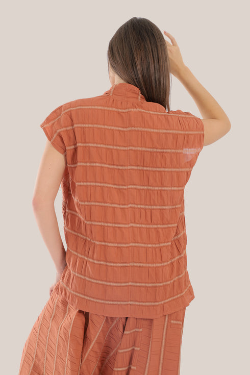 Sleeveless wrap top with crinkle striped and draped front