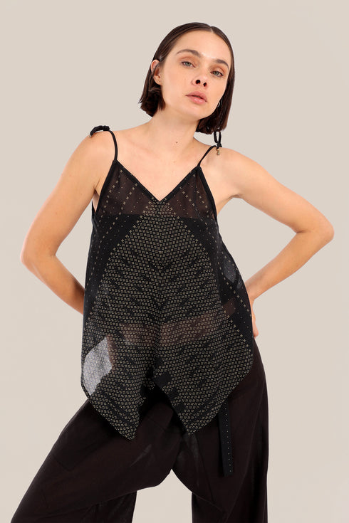 Printed short top with thin adjustable straps