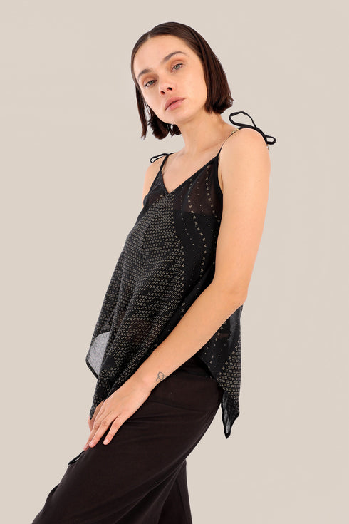 Printed short top with thin adjustable straps