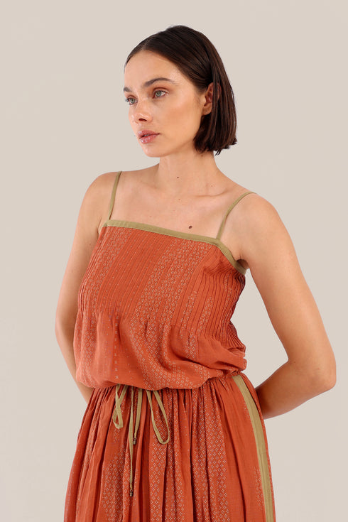 Top in cotton voile with thin adjustable straps