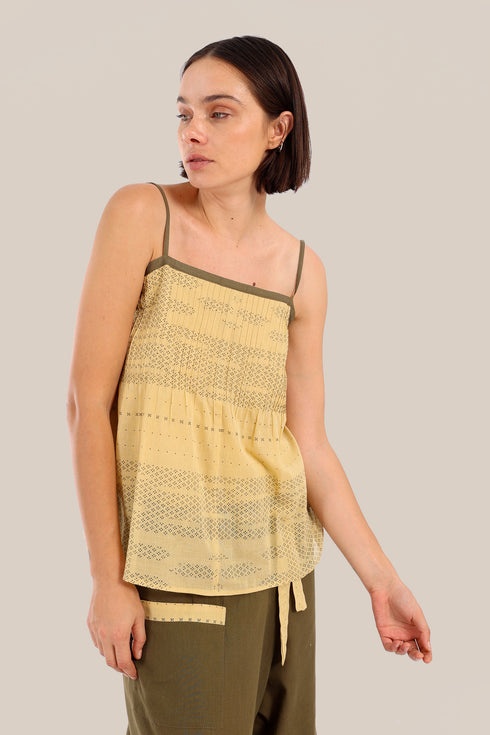 Top in cotton voile with thin adjustable straps
