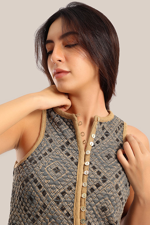 Sleeveless cotton printed short vest