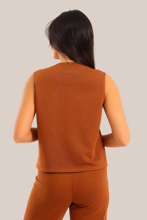 Embroidered milton V-Neckline vest