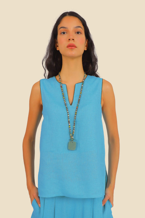 Sleeveless top in linen