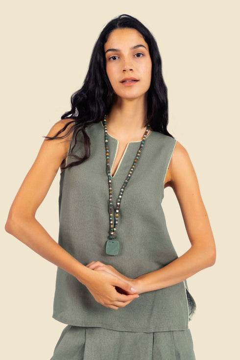 Sleeveless top in linen