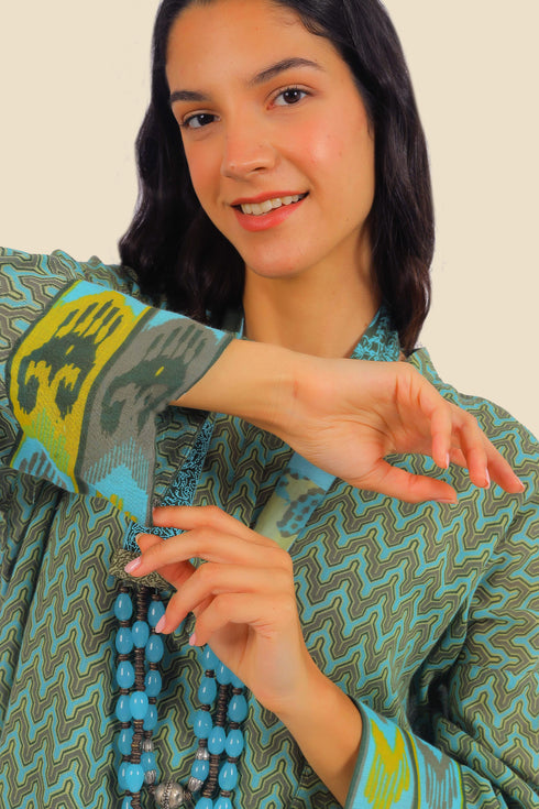 Over sized printed cotton top with 3/4 length sleeves