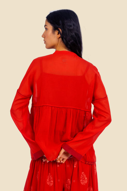 Shirt in voile with button down and round neckline