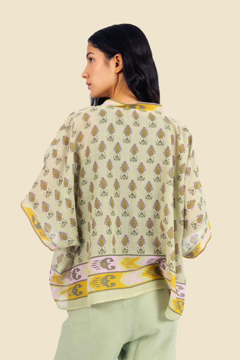 Short Shirt in printed cotton gauze with v-neckline