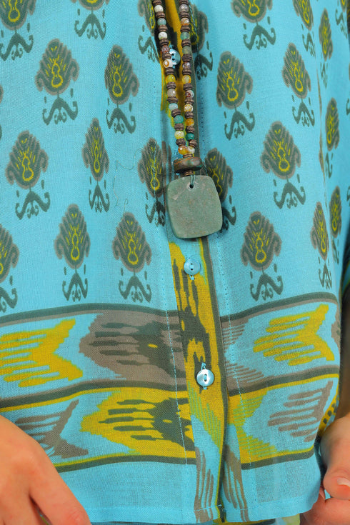 Short Shirt in printed cotton gauze with v-neckline