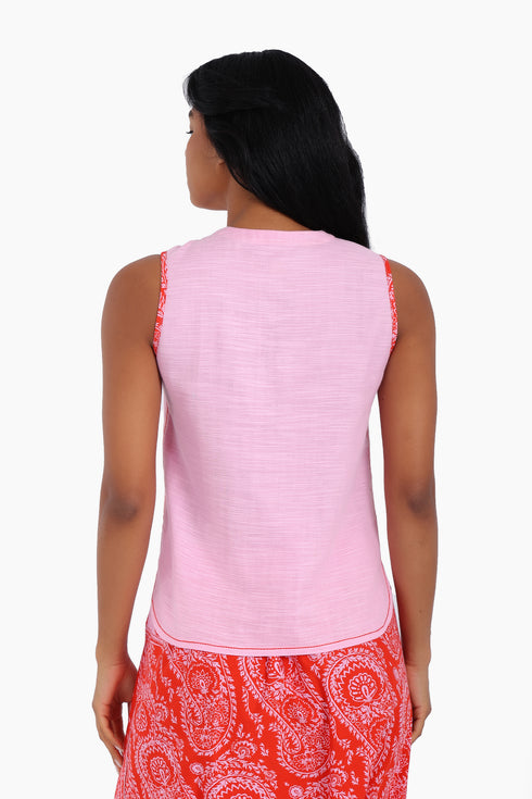 Embroidery short sleeveless top with round neckline