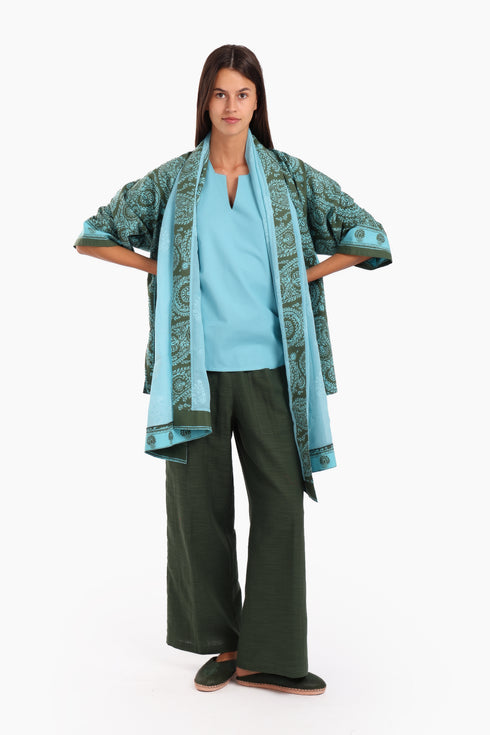 Sleeveless cotton top with round neckline