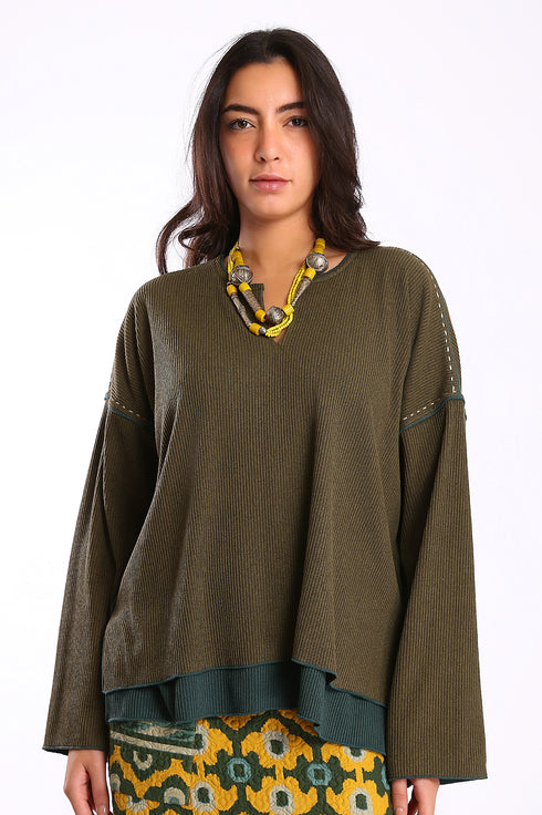 Oversized reversible top with long sleeves