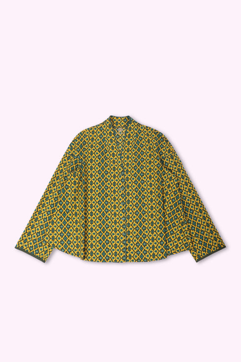 Shirt in printed cotton with button down