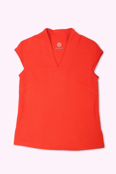 Sleeveless top with V neckline